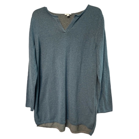J. Jill Gray and Blue V-Neck Sweater tunic - Picture 2 of 8